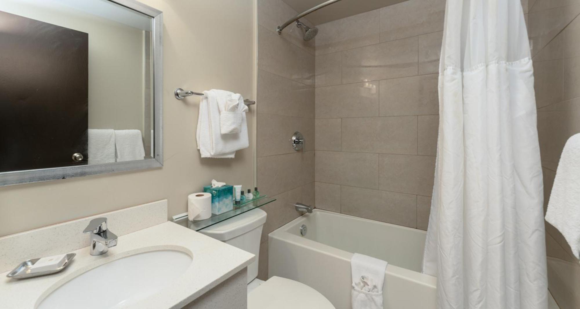 Prestige Oceanview Hotel Prince Rupert Ngoại thất bức ảnh